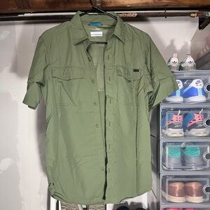 Columbia Forest Green Omni-Shade Short-sleeve Shirt